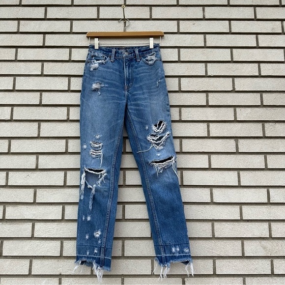 Abercrombie & Fitch A&F Annie High Rise Girlfriend Jeans Distressed - Picture 8 of 12